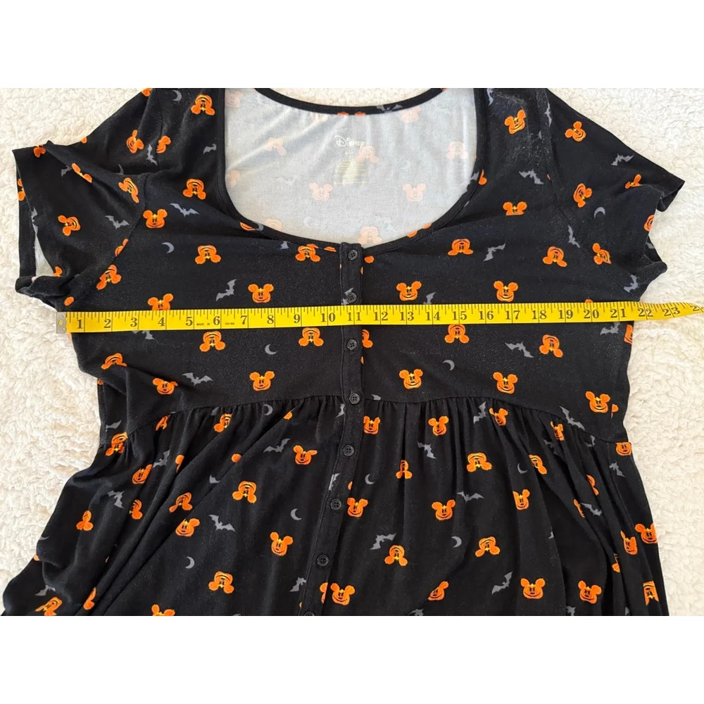 Torrid Halloween Black and Orange Mickey Mouse Short Sleeve Top - Picture 8 of 9
